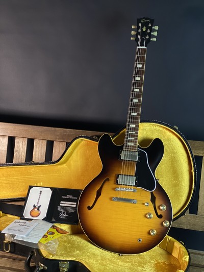 Gibson 2017 Limited Edition Memphis Hand Select ES-335 1963 Reissue Historic Burst